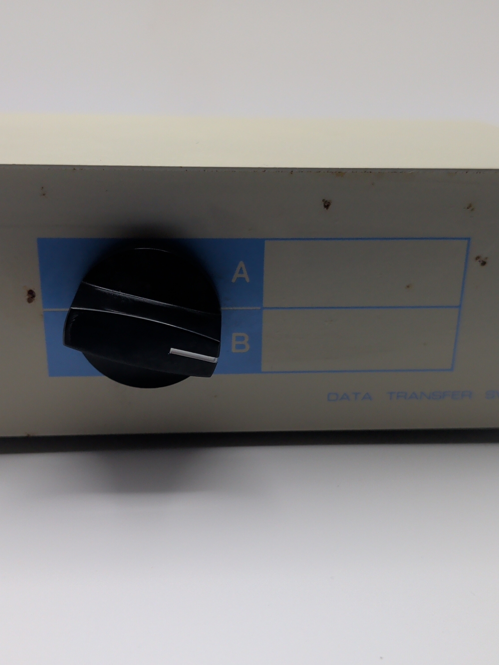 Vintage VGA Data Transfer Switch A/B Box 2 Position Video Switch (E)